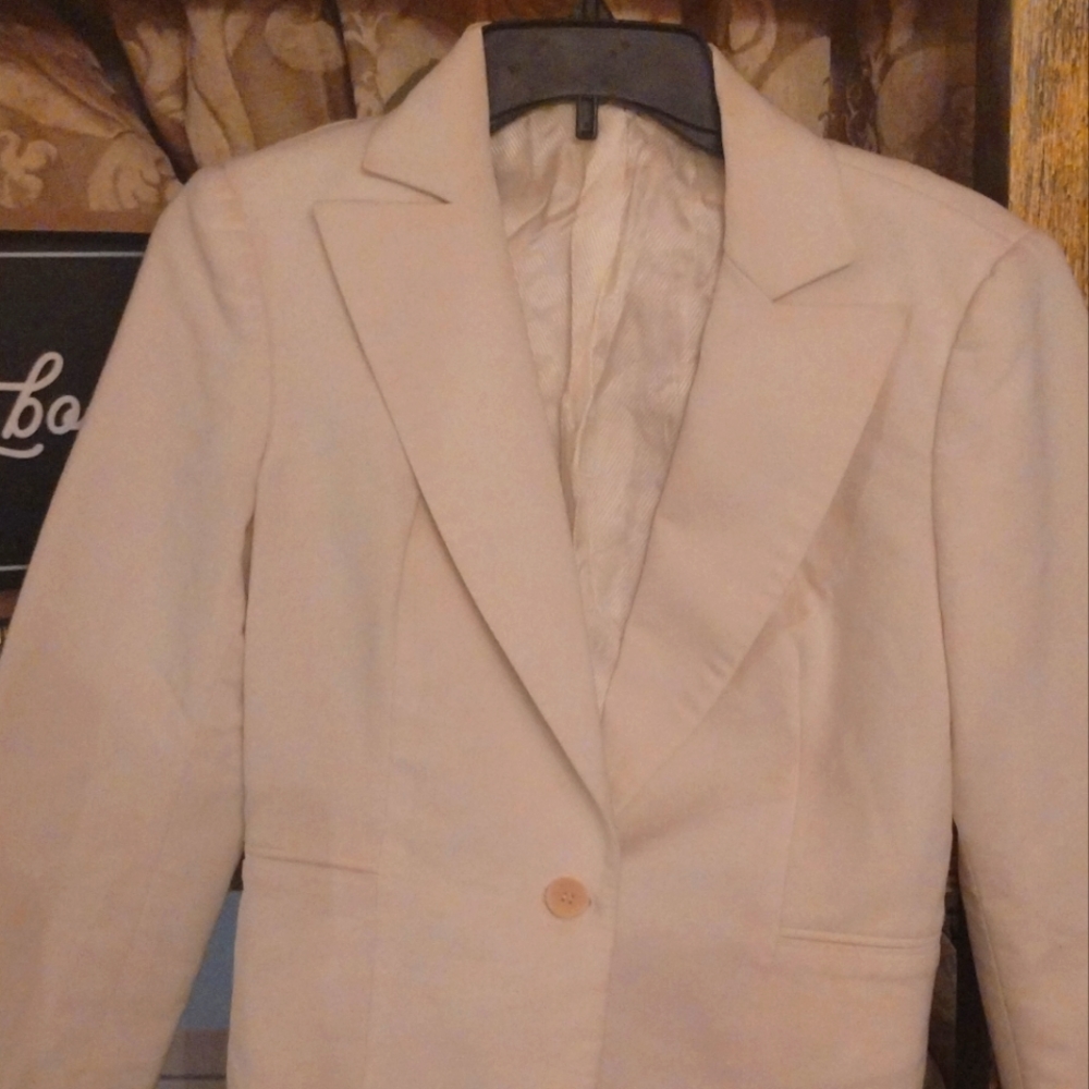 Winter white Blazer